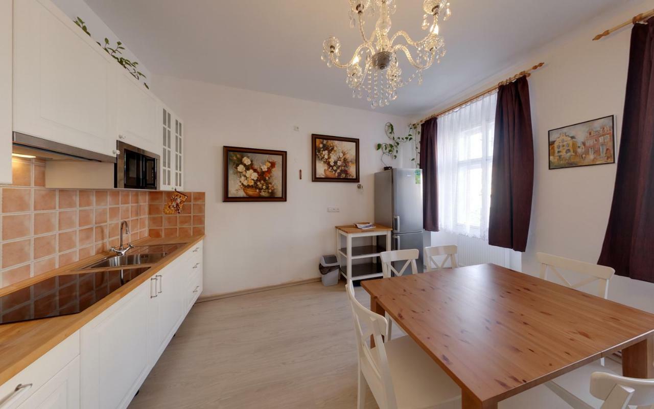 Apartmany Tabor Luaran gambar