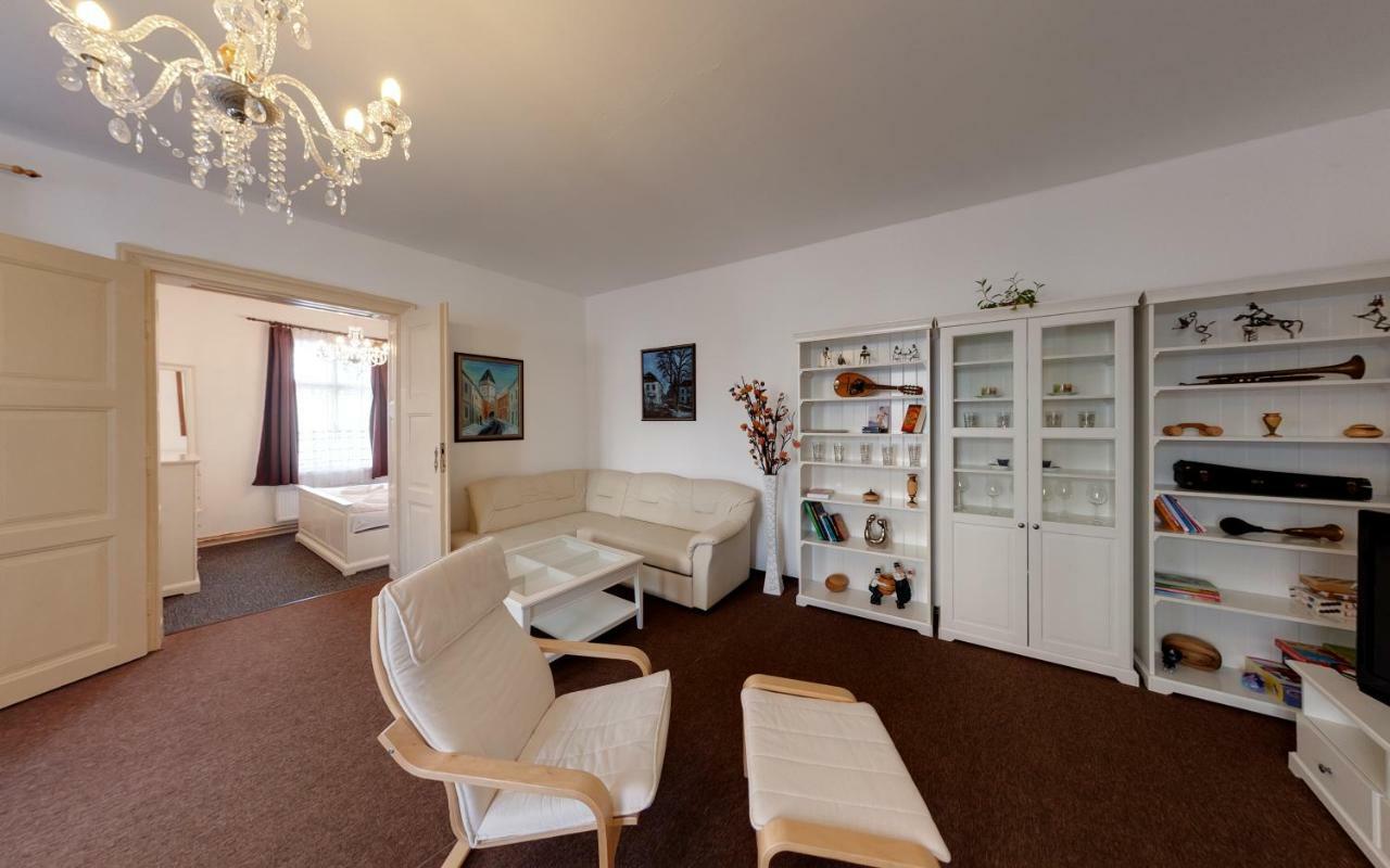 Apartmany Tabor Luaran gambar