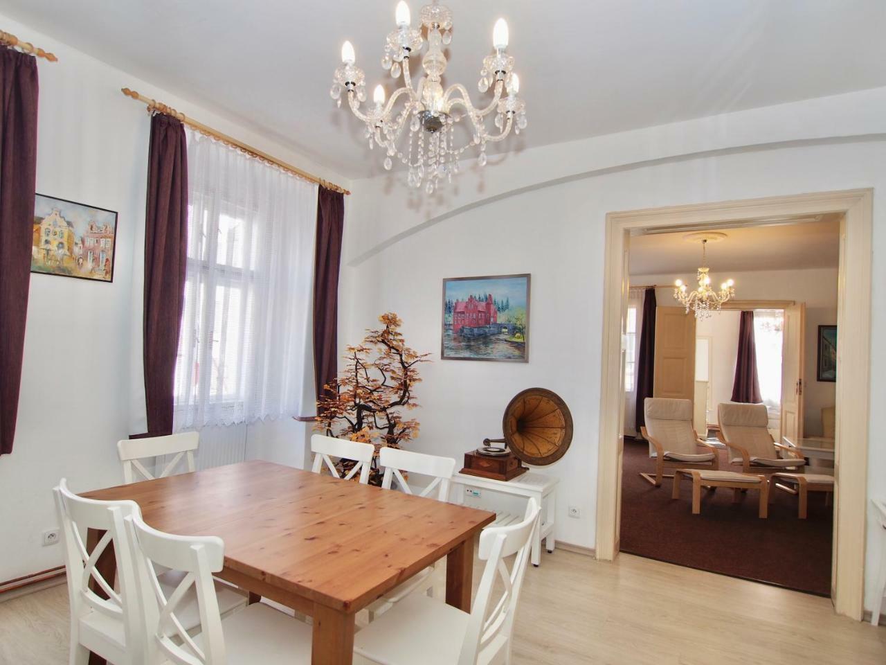 Apartmany Tabor Luaran gambar